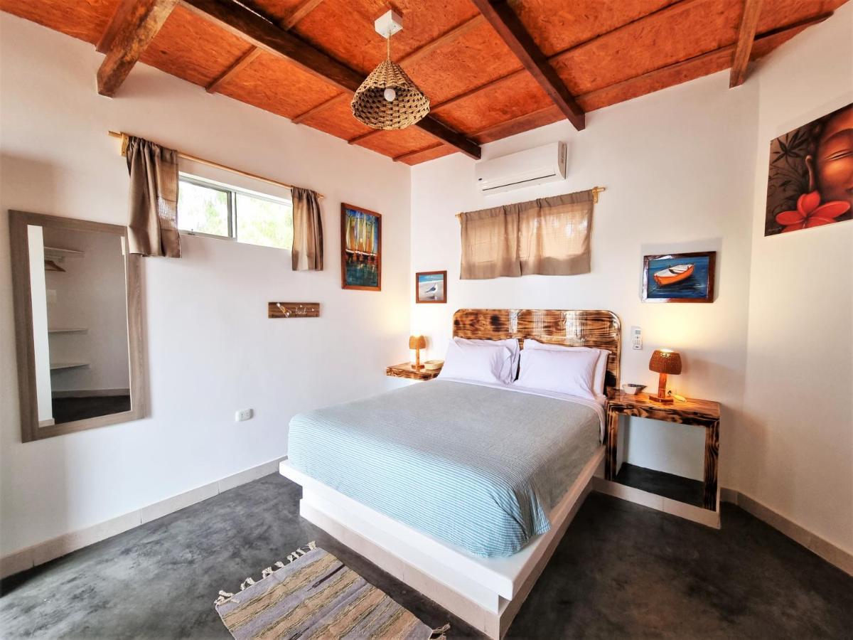 Punta Del Norte Bungalows Canoas de Punta Sal Extérieur photo